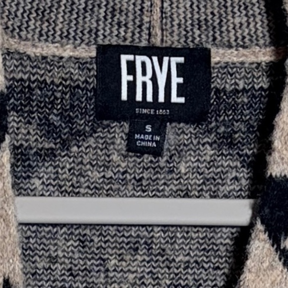 Frye Tan Black Aztec Southwestern Print Cardigan Sweater Duster Long SIZE S - Picture 16 of 16